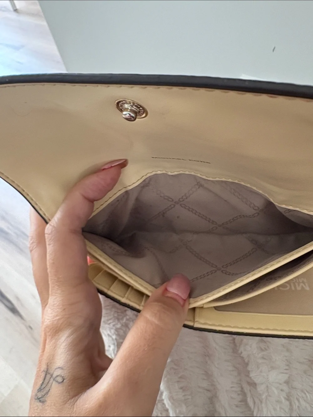 Michael Kors Beige Leather Clutch Wallet